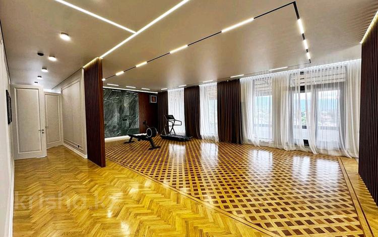 4-бөлмелі пәтер · 285 м² · 5/5 қабат, Герольда Бельгера 1А, бағасы: 300 млн ₸ в Алматы, Наурызбайский р-н — фото 2