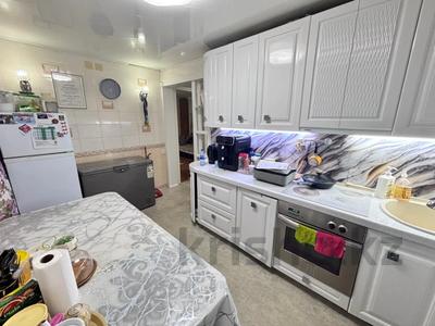 3-комнатная квартира · 60 м² · 2/5 этаж, мкр Юго-Восток, Язева — Язева, Карбышева за 20.5 млн ₸ в Караганде, Казыбек би р-н