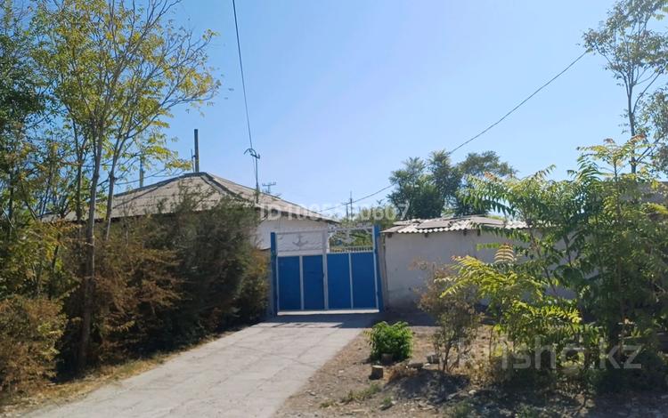 Отдельный дом · 4 комнаты · 100 м² · 7 сот., Көкенова 25 — АБАЯ КӨКЕНОВА УГЛОВАЯ за 25 млн ₸ в Туркестане — фото 2