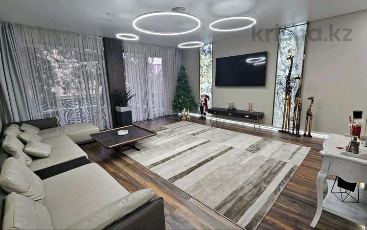 4-комнатная квартира, 136.3 м², 1/4 этаж, Дуримбетова за 77 млн 〒 в Таразе — фото 2