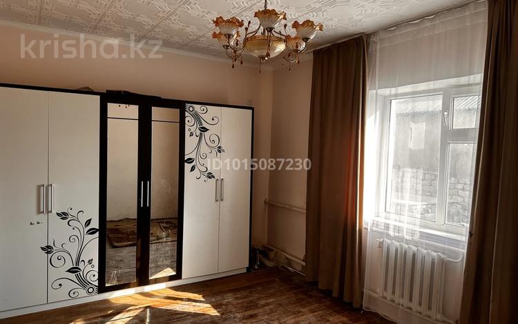 Отдельный дом · 3 комнаты · 110 м² · 6 сот., Тамшалы көктем 71 — 6 соттық за 9 млн ₸ в Атамекене — фото 2