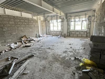 3-бөлмелі пәтер · 96 м² · 3/9 қабат, Омаровой 35/1 — Достык, бағасы: 64 млн ₸ в Алматы, Медеуский р-н
