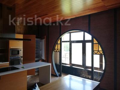 3-бөлмелі пәтер · 155 м² · 4/4 қабат, Мирас 53–64 — Садыкова, бағасы: ~ 195 млн ₸ в Алматы, Бостандыкский р-н