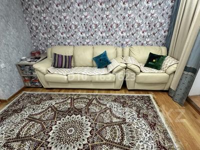 2-бөлмелі пәтер · 56 м² · 4/5 қабат, 2 микрорайон 1 — Ауезова, бағасы: 26.9 млн ₸ в Семее