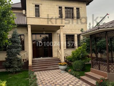 Отдельный дом · 14 комнат · 350 м² · 9.5 сот., мкр Акжайык 1975 — Айша магазин,Школа Парасат за 145 млн ₸ в Шымкенте, Абайский р-н