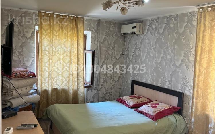 1-бөлмелі пәтер · 45 м² · 3/4 қабат, Кабанбай батыр 2, бағасы: 13 млн ₸ в Шымкенте, Аль-Фарабийский р-н — фото 2