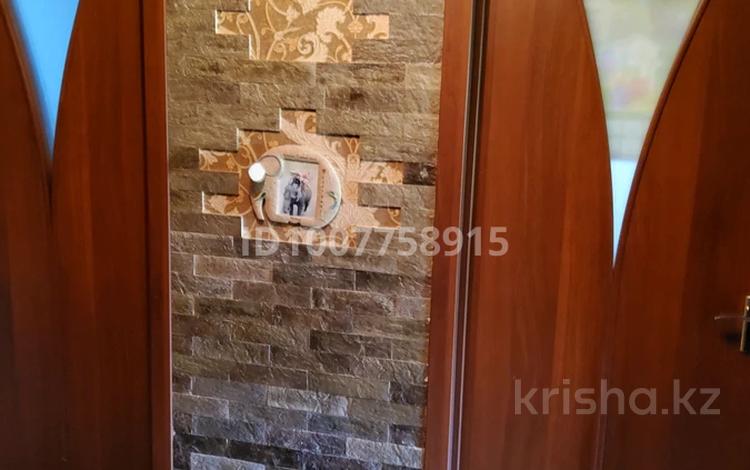 3-бөлмелі пәтер · 63.8 м² · 4/5 қабат, Ломова 165 — Диспетчерская, бағасы: 20.5 млн ₸ в Павлодаре — фото 2