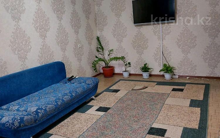 2-комнатная квартира · 54 м² · 1/5 этаж, мкр 8 — Гришина за 17 млн ₸ в Актобе — фото 2