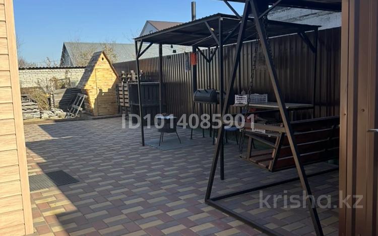 Жеке үй · 3 бөлме · 85 м² · 5 жүзд., Пролетарская 102 а — Байтурсынова, бағасы: 44 млн ₸ в Костанае — фото 2