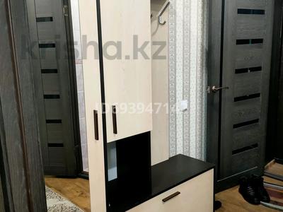 2-комнатная квартира · 44.9 м² · 3/5 этаж, Ауэзова 20/1 за 175 000 〒 в Усть-Каменогорске