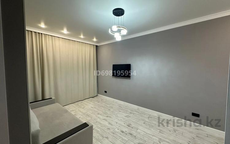 1-комнатная квартира, 40 м², 3/9 этаж помесячно, ул. Бухар жырау 34