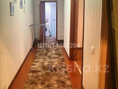2-комнатная квартира · 53 м² · 1/9 этаж, Естая 142 за 20.6 млн ₸ в Павлодаре