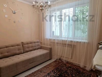 3-бөлмелі пәтер, 70 м², 2/6 қабат, мкр Мамыр-3 17 — Шаляпина, бағасы: 52 млн 〒 в Алматы, Ауэзовский р-н