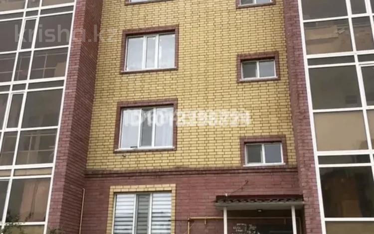 2-комнатная квартира · 64 м² · 3/5 этаж, мкр. Зачаганск пгт, Камбар батыр 4 за 3 000 ₸ в Уральске — фото 2