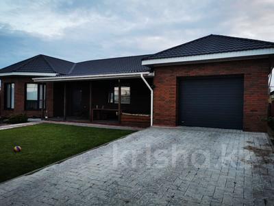 Отдельный дом · 5 комнат · 176 м² · 5.5 сот., Квартал 49 1А за 92 млн 〒 в Костанае