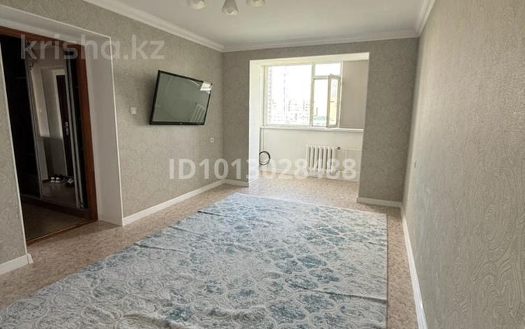 2-комнатная квартира · 52.4 м² · 5/7 этаж, мкр 12 63 за 21.5 млн ₸ в Актобе — фото 2