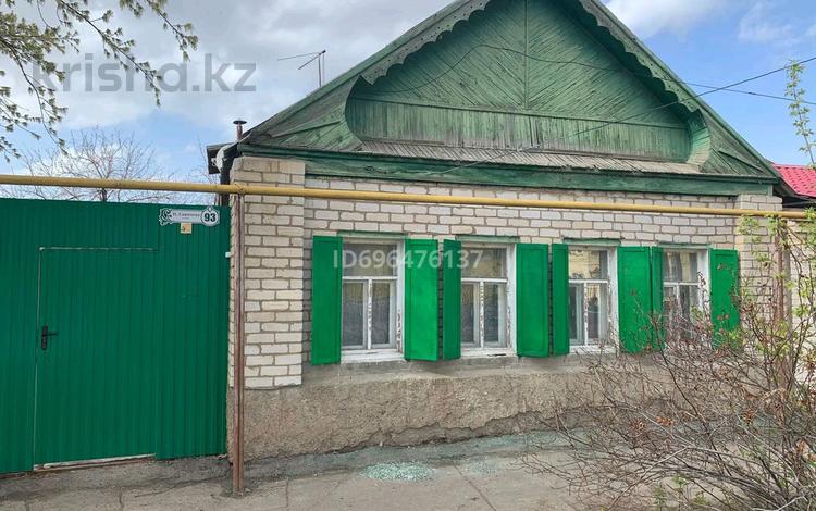 Отдельный дом · 3 комнаты · 60 м² · 60 сот., Савичева 93 за 18 млн ₸ в Уральске — фото 2