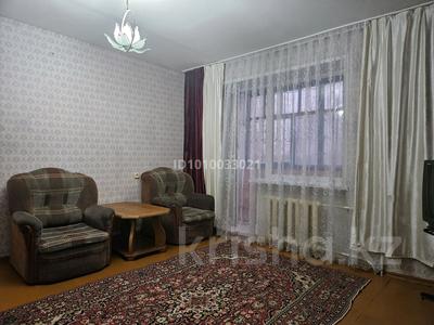 1-комнатная квартира · 31.5 м² · 4/5 этаж, мкр Айгуль, Джулдыбаева 4 за 100 000 〒 в Уральске