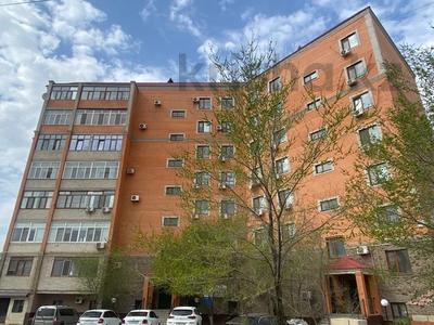 3-комнатная квартира, 101 м², 1/7 этаж, Сатпаева 66 за 44.5 млн 〒 в Атырау