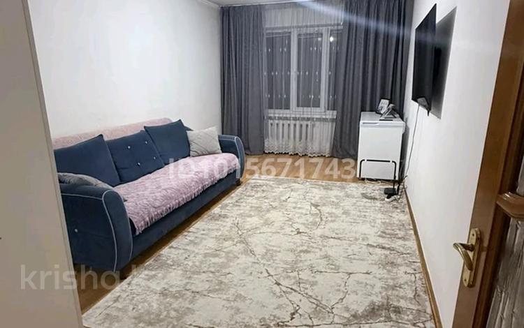 2-комнатная квартира · 51 м² · 4/5 этаж, мкр Аксай-3Б за 38 млн ₸ в Алматы, Ауэзовский р-н — фото 2