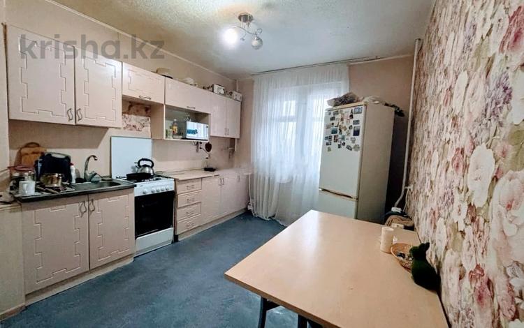 3-бөлмелі пәтер · 64 м² · 2/5 қабат, В. Интернационалистов 16, бағасы: 28 млн ₸ в Костанае — фото 2