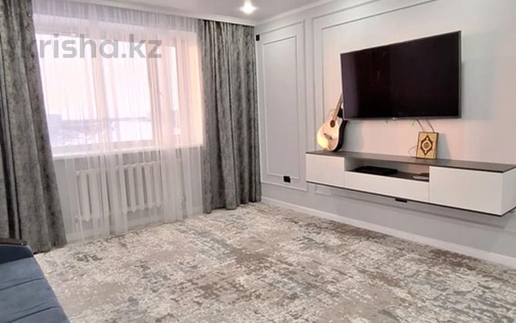 2-комнатная квартира · 55 м² · 8/9 этаж, Кенесары 1 за 250 000 ₸ в Астане, Сарыарка р-н — фото 2