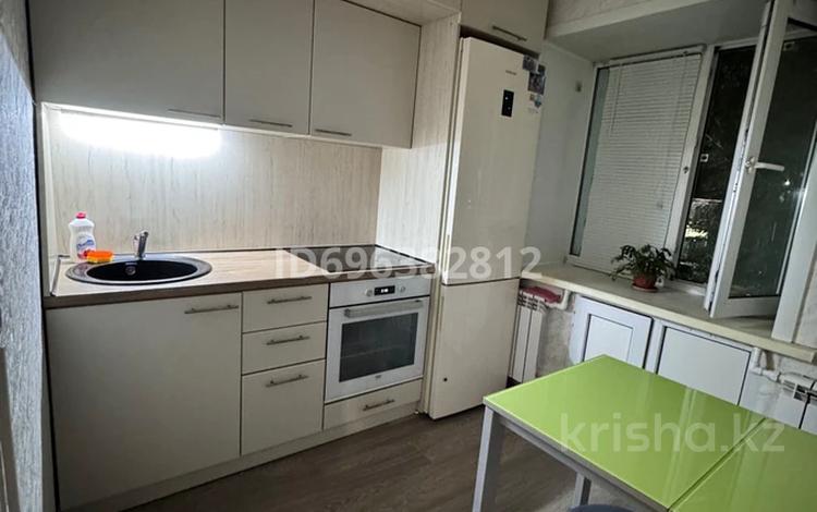 2-комнатная квартира, 43 м², 2/5 этаж помесячно, Мангелик ел 15