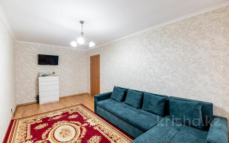 1-комнатная квартира, 37 м², 2/5 этаж, Кабанбай батыр 105/1