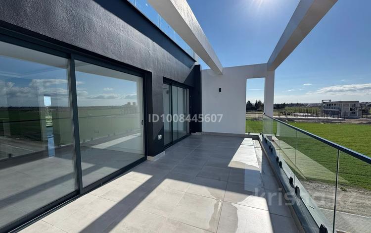 3-комнатная квартира · 124 м² · 2/2 этаж, Long Beach за 115 млн 〒 в Искеле — фото 16