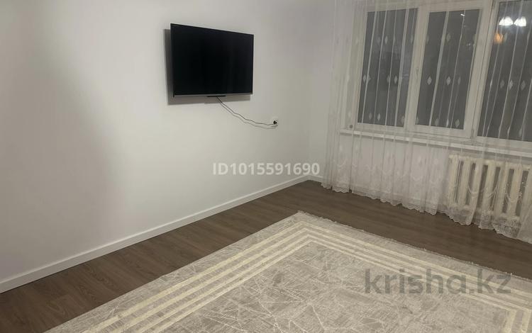 2-бөлмелі пәтер · 43 м² · 1/5 қабат, Ақсай-2 ш/а. 2/1, бағасы: 32 млн ₸ в Алматы, Ауэзовский р-н — фото 2