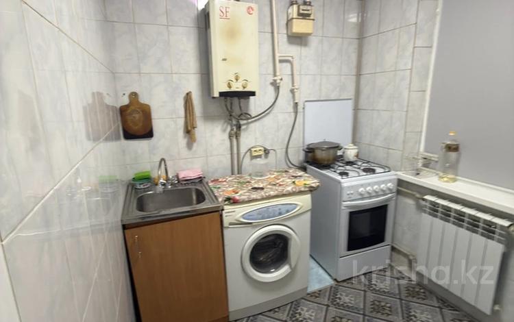 1-комнатная квартира · 38 м² · 1/5 этаж, Уалиханова — ПИВЗАВОД -11 мкр за 120 000 ₸ в Шымкенте, Аль-Фарабийский р-н — фото 9