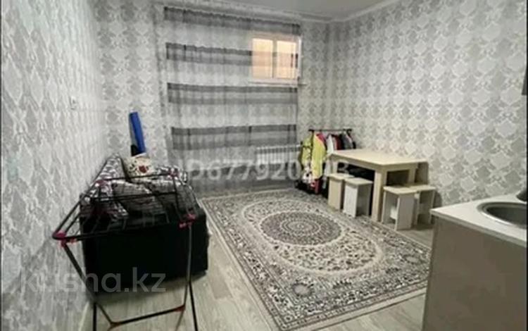 2-комнатная квартира, 42 м², 1/3 этаж, Илтипат за 18 млн 〒 в Алматы, Ауэзовский р-н — фото 2