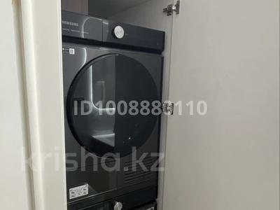 3-комнатная квартира · 90 м² · 1/3 этаж, мкр Самал, Адгама Каримова 117 за 50 млн 〒 в Атырау