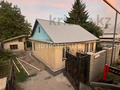 Отдельный дом · 3 комнаты · 70 м² · 14.7 сот., мкр Айгерим-1 128 за 148 млн ₸ в Алматы, Алатауский р-н