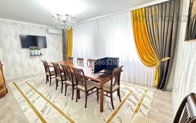 3-комнатная квартира · 104 м² · 6/9 этаж, 33-й мкр 19 за 29 млн ₸ в Актау — фото 2