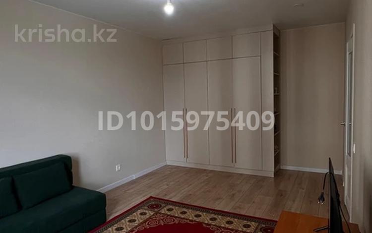 1-комнатная квартира · 35 м² · 4/9 этаж, Е 652 22 за 220 000 ₸ в Астане, Есильский р-н — фото 2
