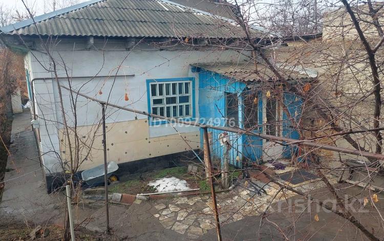 Отдельный дом · 5 комнат · 80 м² · 5 сот., мкр Самгау арычная 46 — Арычная 46, Бақ орда жанында за 200 000 ₸ в Алматы, Алатауский р-н — фото 2