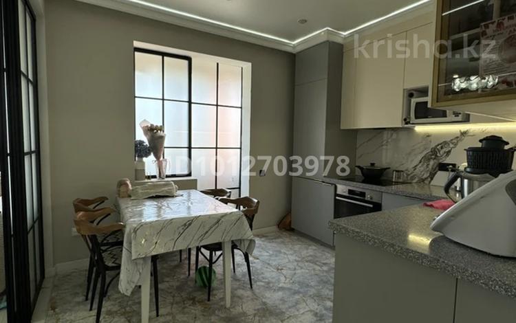 3-бөлмелі пәтер · 85 м² · 7/16 қабат, Абишева 3, бағасы: 400 000 ₸ в Алматы, Наурызбайский р-н — фото 2