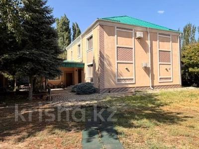Отдельный дом · 8 комнат · 350 м² · 43 сот., Алмат самырата за 175 млн ₸ в Актобе