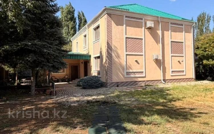Отдельный дом · 8 комнат · 350 м² · 43 сот., Алмат самырата за 175 млн ₸ в Актобе — фото 18
