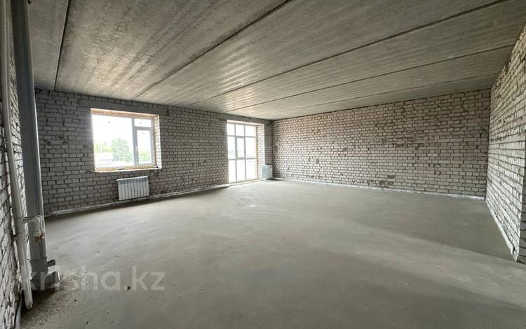 3-бөлмелі пәтер · 100 м² · 4/9 қабат, Казправды 5а — жк Номад, бағасы: 34 млн ₸ в Павлодаре — фото 2