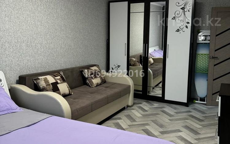 1-комнатная квартира · 32 м² · 2/5 этаж, Агыбай Батыра за 13 000 ₸ в Балхаше — фото 2