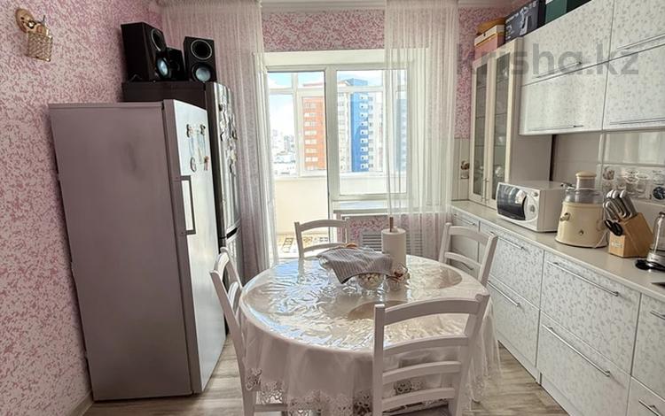3-бөлмелі пәтер · 80 м² · 8/9 қабат, Е251 4/1, бағасы: ~ 40 млн ₸ в Астане, Нура р-н — фото 2