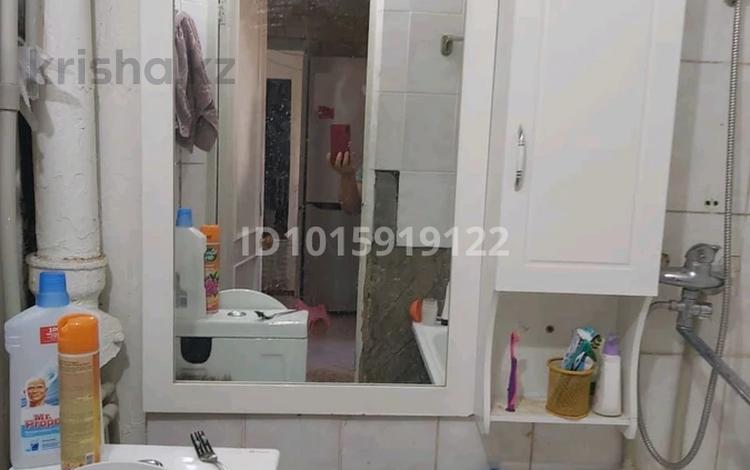3-бөлмелі пәтер · 60 м² · 1/5 қабат, привокзальная 5 мкр 35 — на Арбате, бағасы: 23 млн ₸ в Атырау, мкр Привокзальный-5 — фото 2