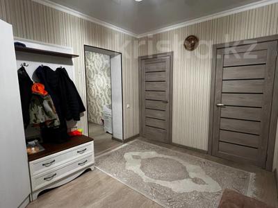 3-бөлмелі пәтер · 87.9 м² · 2/5 қабат, Г. Каирбекова 369/1, бағасы: 39 млн ₸ в Костанае