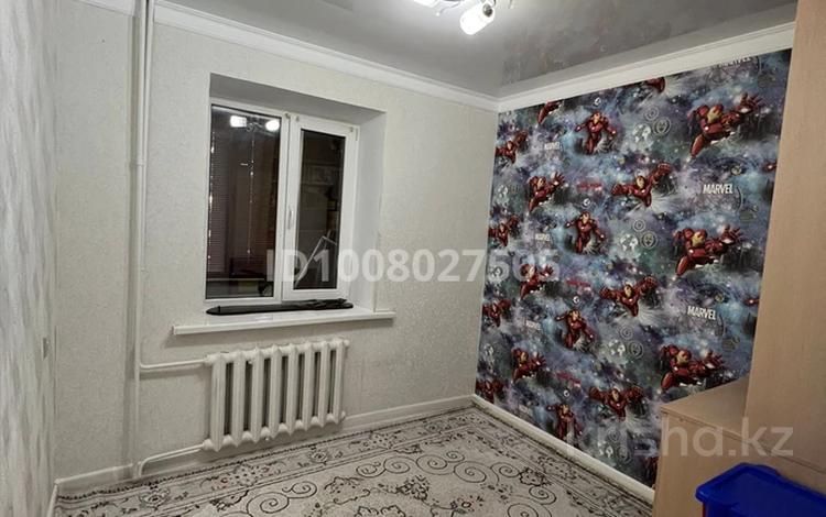 4-бөлмелі пәтер · 80 м² · 1/5 қабат, мкр Центральный, Азаттык 5б, бағасы: 35 млн ₸ в Атырау — фото 2