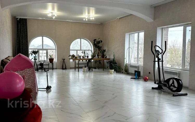 Жеке үй · 10 бөлме · 700 м² · 10 жүзд., Дружба, бағасы: 180 млн ₸ в Кенжеколе — фото 7