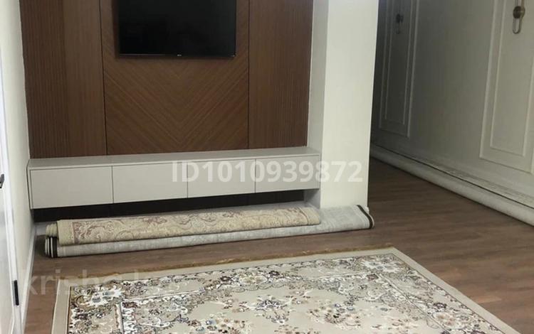 2-бөлмелі пәтер · 95 м² · 5/10 қабат, Абая 26/5, бағасы: 45 млн ₸ в Атырау — фото 2