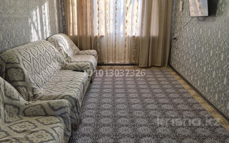 2-комнатная квартира · 48 м² · 4/5 этаж, мкр Каратау за 130 000 ₸ в Таразе — фото 2