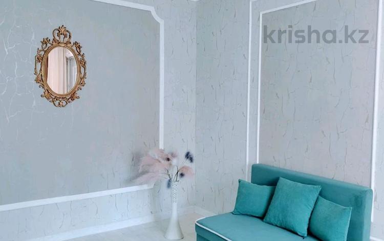 1-комнатная квартира · 40 м² · 3/5 этаж, мкр Алатау 24 за 10 000 ₸ в Таразе — фото 2